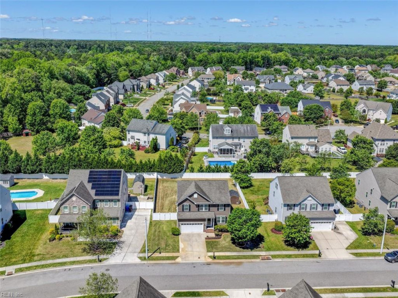 Photo 4 of 50 residential for sale in Chesapeake virginia