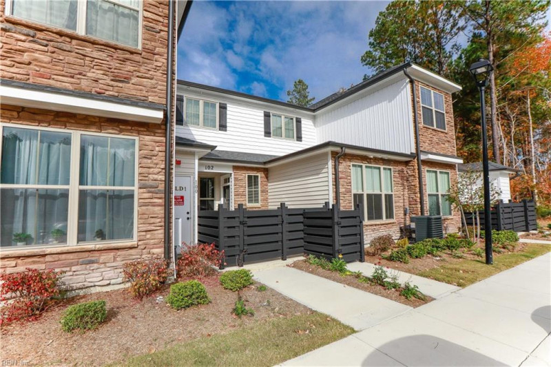 Photo 1 of 35 residential for sale in Isle of Wight County virginia
