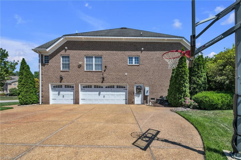 Photo 32 of 33 residential for sale in Chesapeake virginia