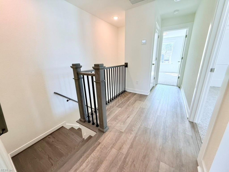 Photo 15 of 33 residential for sale in Chesapeake virginia