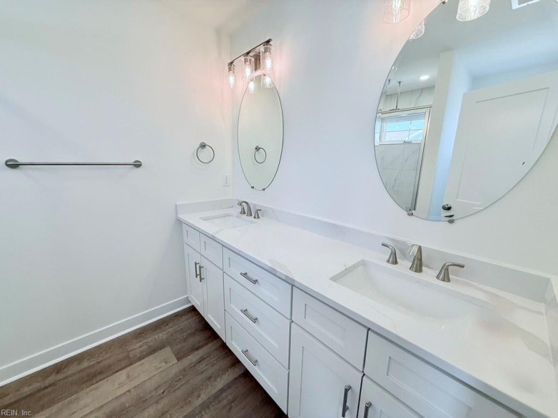 Photo 19 of 33 residential for sale in Chesapeake virginia
