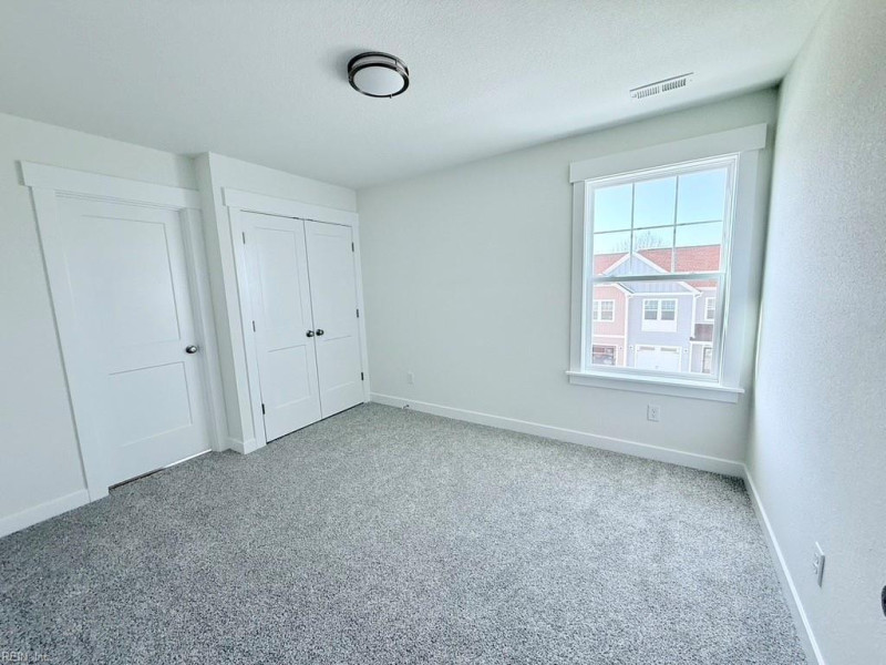 Photo 24 of 33 residential for sale in Chesapeake virginia