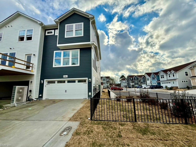 Photo 32 of 33 residential for sale in Chesapeake virginia