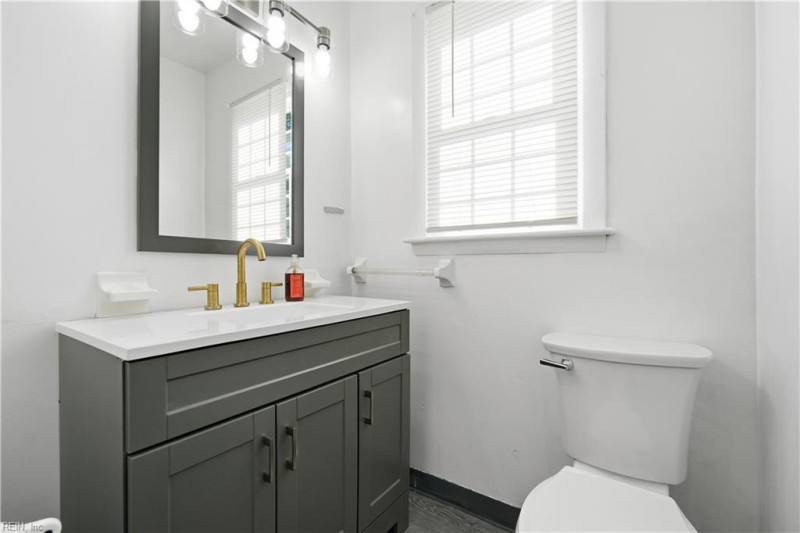Photo 6 of 22 residential for sale in Portsmouth virginia Photo 6 of 22 residential for sale in Portsmouth virginia