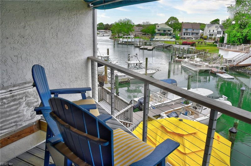 Photo 4 of 28 residential for sale in Virginia Beach virginia
