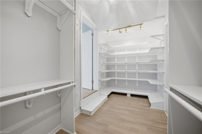 Photo 17 of 49 residential for sale in Norfolk virginia
