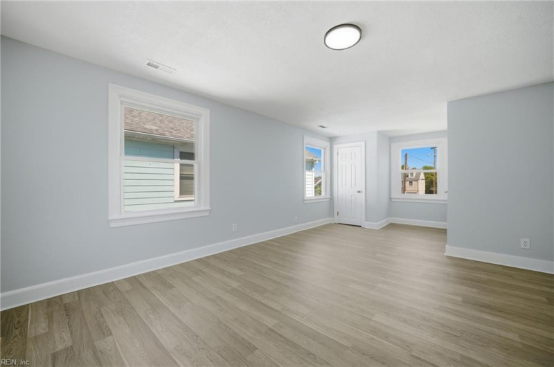 Photo 21 of 49 residential for sale in Norfolk virginia