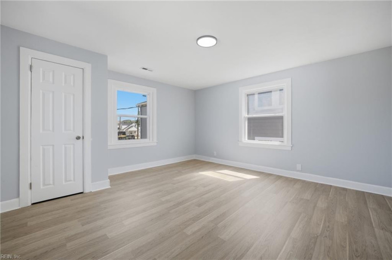 Photo 25 of 49 residential for sale in Norfolk virginia