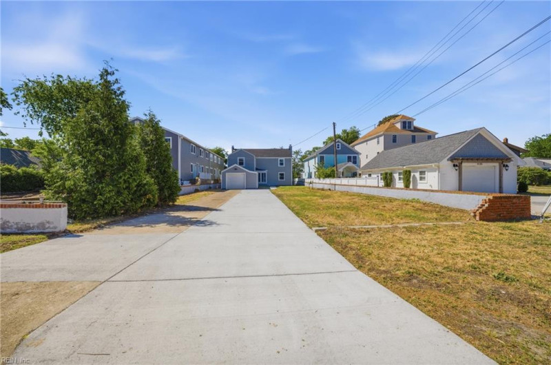 Photo 3 of 49 residential for sale in Norfolk virginia