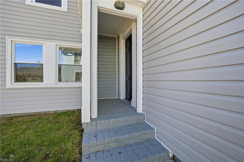 Photo 5 of 49 residential for sale in Norfolk virginia