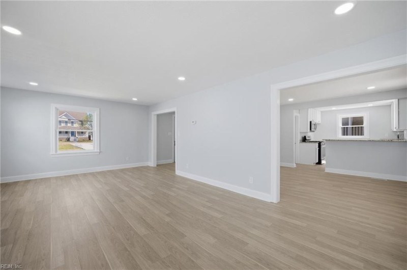Photo 8 of 49 residential for sale in Norfolk virginia