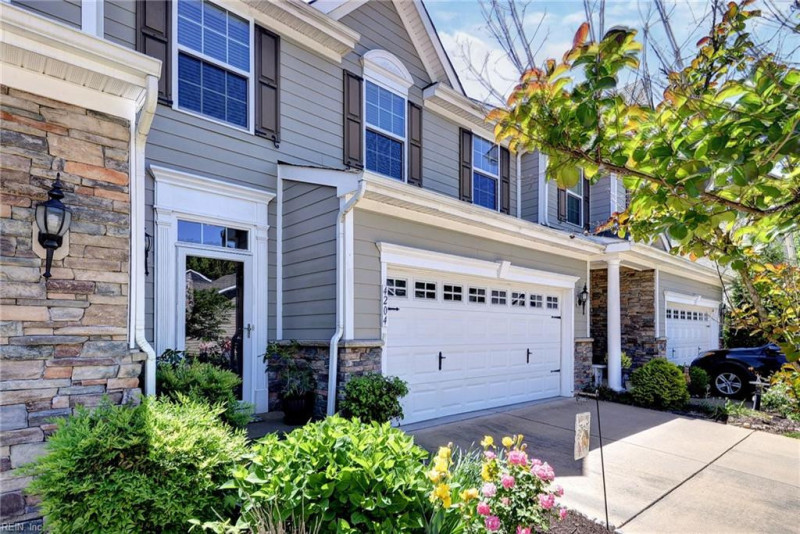 Photo 3 of 49 residential for sale in James City County virginia
