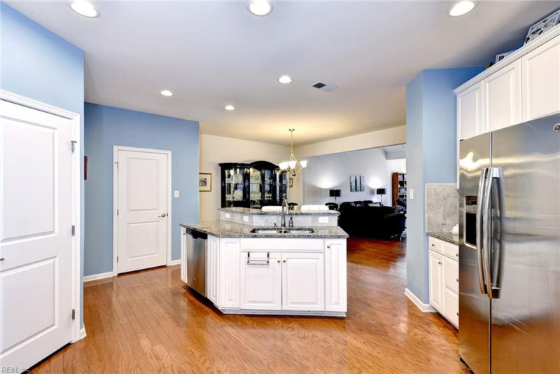 Photo 9 of 49 residential for sale in James City County virginia