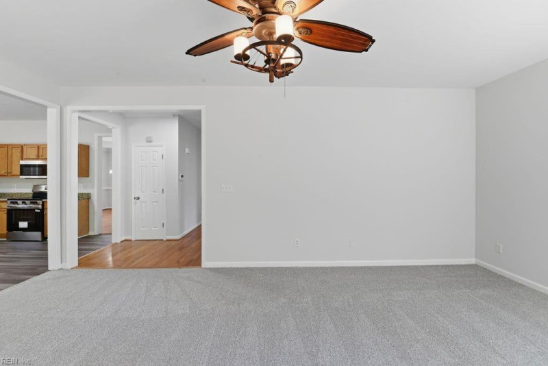 Photo 10 of 35 residential for sale in Gloucester County virginia