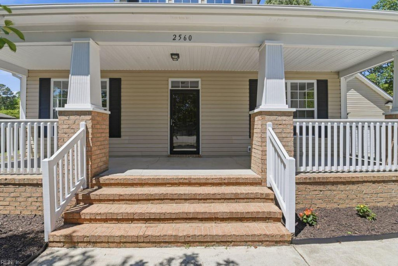 Photo 2 of 35 residential for sale in Gloucester County virginia