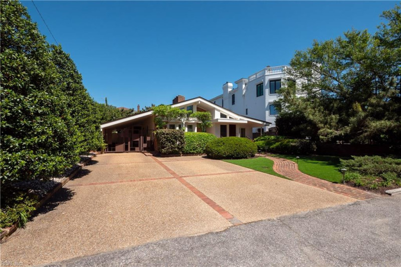 Photo 2 of 50 residential for sale in Virginia Beach virginia