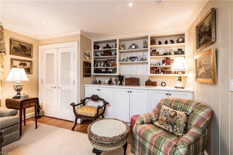 Photo 20 of 50 residential for sale in Virginia Beach virginia