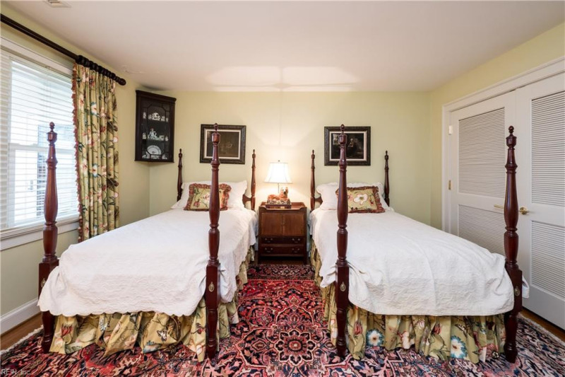 Photo 23 of 50 residential for sale in Virginia Beach virginia