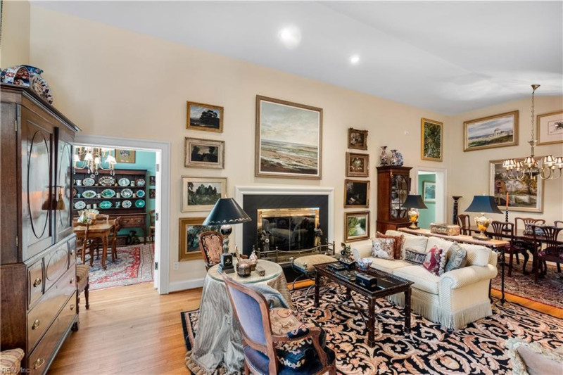 Photo 6 of 50 residential for sale in Virginia Beach virginia