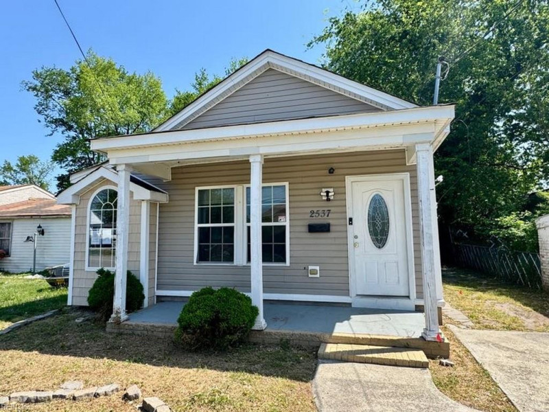 Photo 1 of 14 residential for sale in Portsmouth virginia Photo 1 of 14 residential for sale in Portsmouth virginia