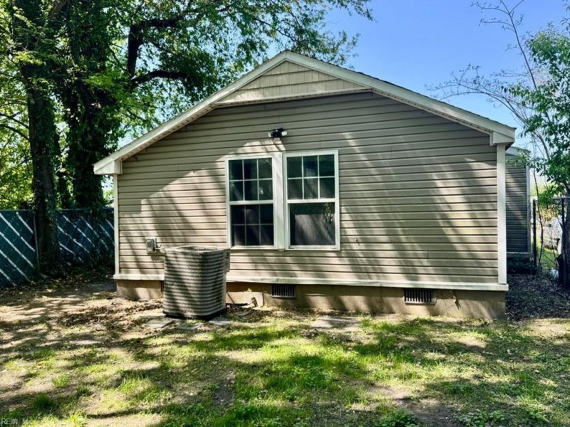 Photo 2 of 14 residential for sale in Portsmouth virginia Photo 2 of 14 residential for sale in Portsmouth virginia