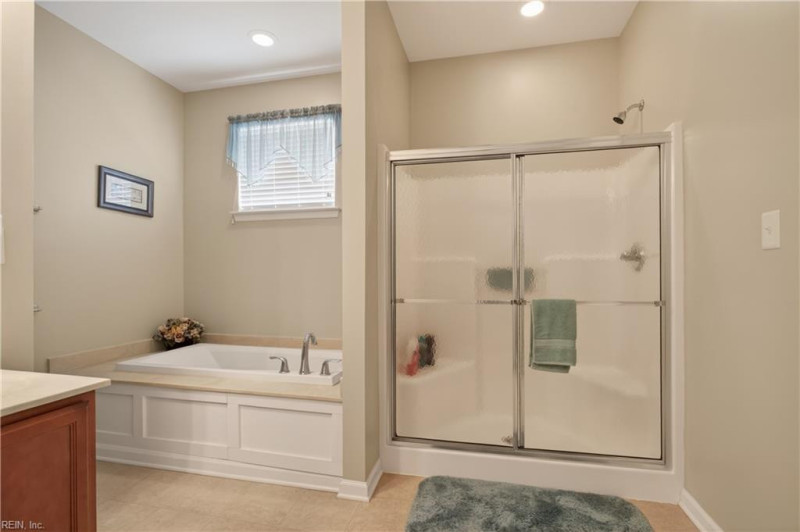 Photo 19 of 29 residential for sale in Chesapeake virginia