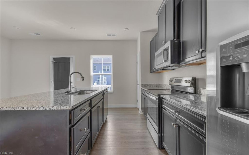 Photo 4 of 29 residential for sale in Norfolk virginia