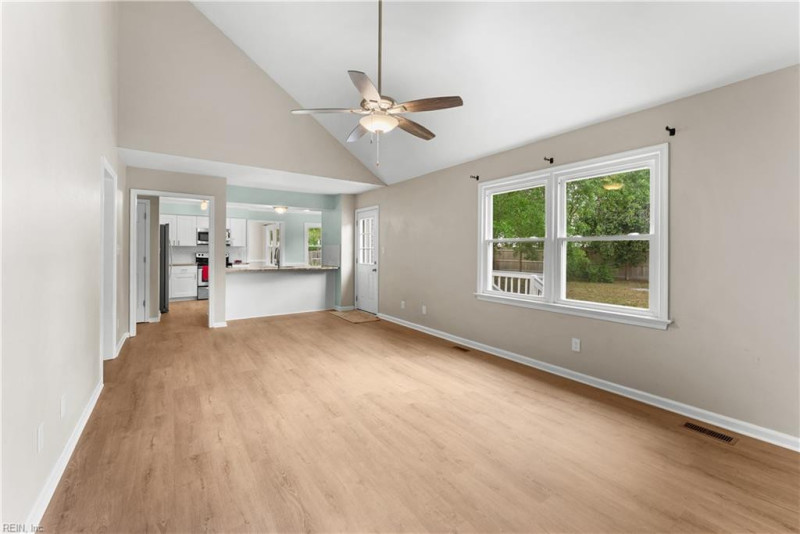 Photo 22 of 38 residential for sale in Chesapeake virginia
