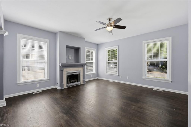 Photo 9 of 48 residential for sale in Norfolk virginia