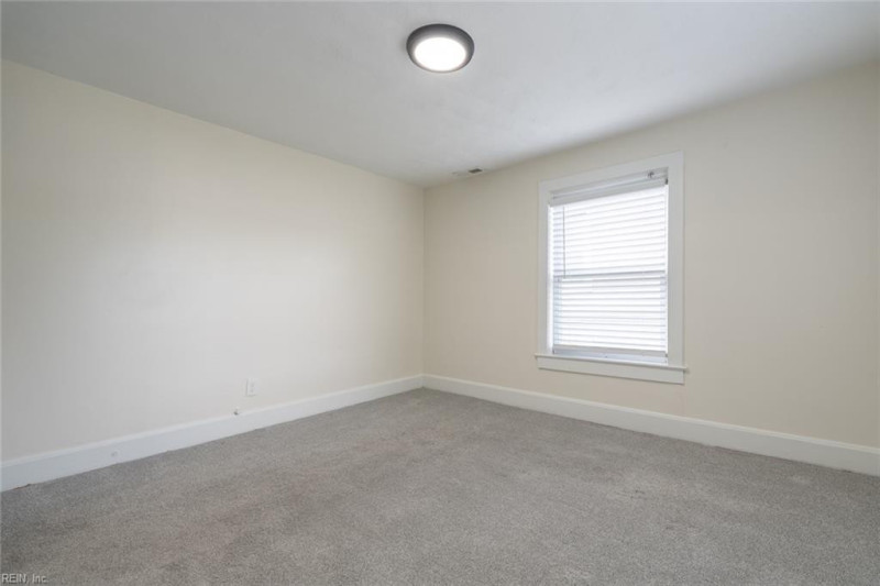 Photo 32 of 50 residential for sale in Chesapeake virginia Photo 32 of 50 residential for sale in Chesapeake virginia