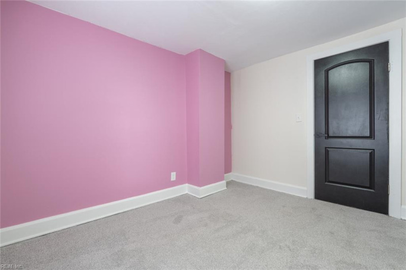 Photo 36 of 50 residential for sale in Chesapeake virginia Photo 36 of 50 residential for sale in Chesapeake virginia