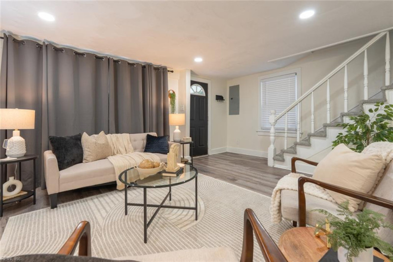 Photo 5 of 50 residential for sale in Chesapeake virginia Photo 5 of 50 residential for sale in Chesapeake virginia