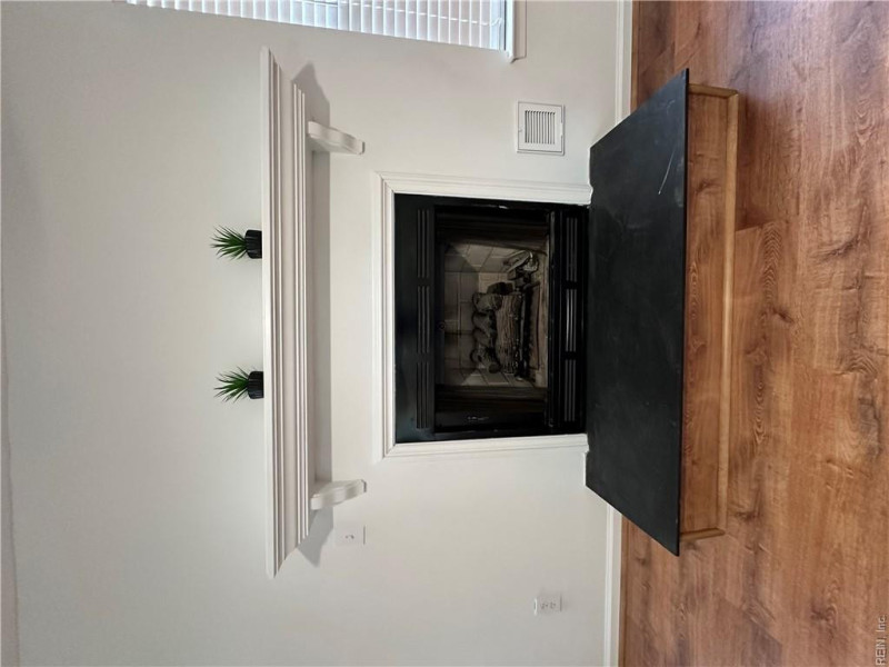 Photo 12 of 21 residential for sale in Virginia Beach virginia