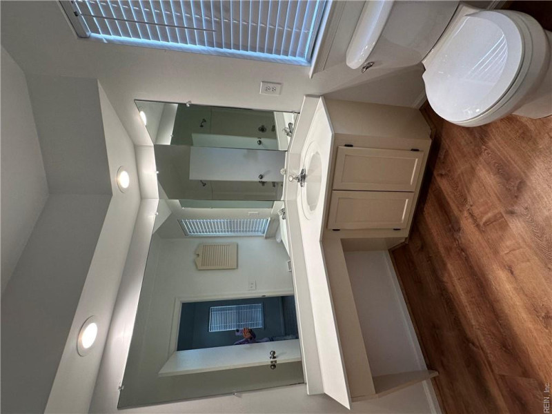 Photo 19 of 21 residential for sale in Virginia Beach virginia