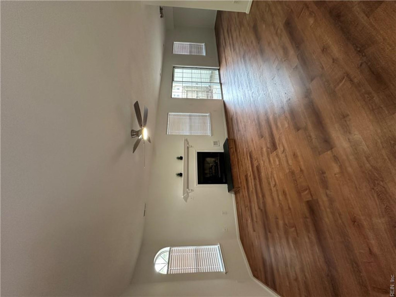 Photo 3 of 21 residential for sale in Virginia Beach virginia