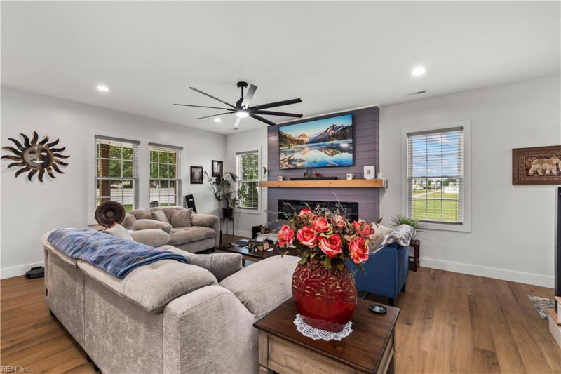 Photo 9 of 50 residential for sale in Pasquotank County virginia