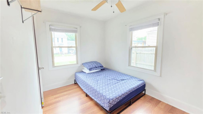 Photo 15 of 17 residential for sale in Norfolk virginia