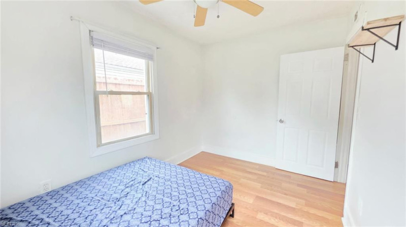 Photo 16 of 17 residential for sale in Norfolk virginia