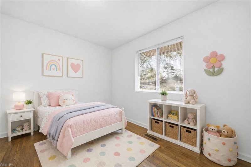Photo 7 of 16 residential for sale in Portsmouth virginia