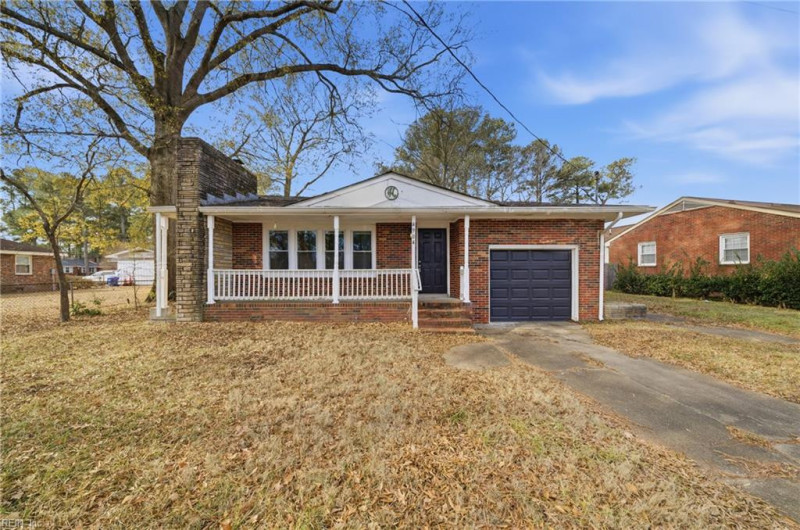 Photo 9 of 16 residential for sale in Portsmouth virginia