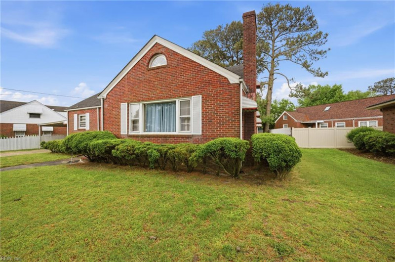 Photo 3 of 26 residential for sale in Portsmouth virginia Photo 3 of 26 residential for sale in Portsmouth virginia