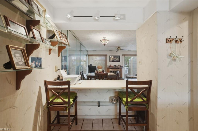 Photo 13 of 33 residential for sale in Virginia Beach virginia