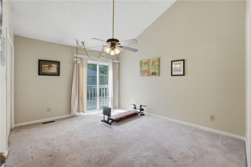 Photo 15 of 33 residential for sale in Virginia Beach virginia