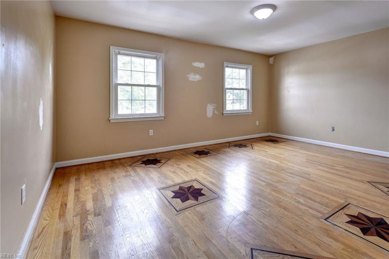 Photo 23 of 39 residential for sale in Newport News virginia