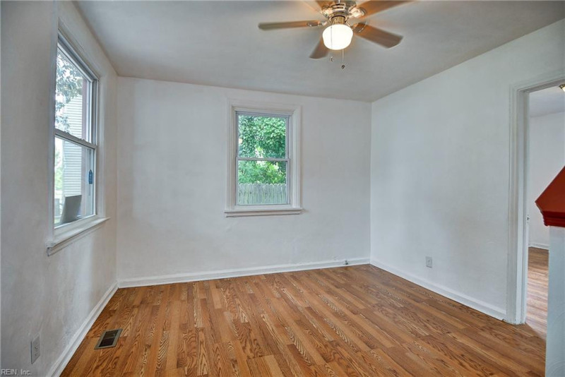 Photo 7 of 26 residential for sale in Portsmouth virginia Photo 7 of 26 residential for sale in Portsmouth virginia
