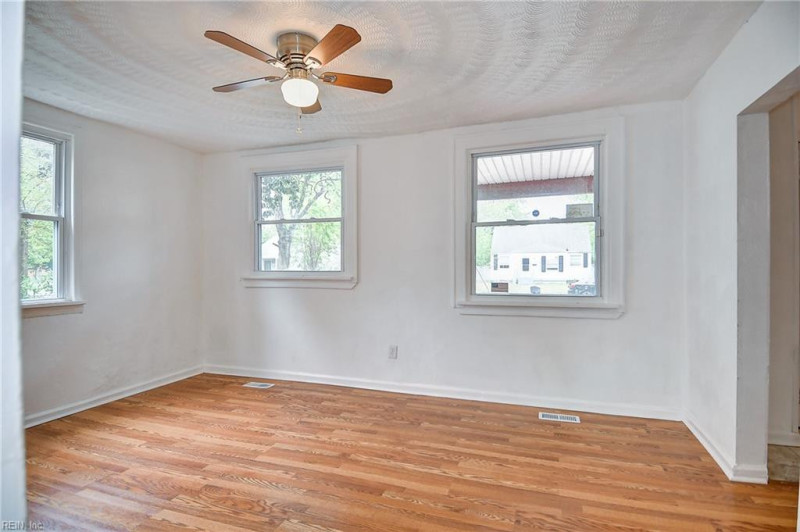 Photo 9 of 26 residential for sale in Portsmouth virginia Photo 9 of 26 residential for sale in Portsmouth virginia