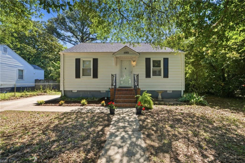 Photo 3 of 32 residential for sale in Hampton virginia Photo 3 of 32 residential for sale in Hampton virginia