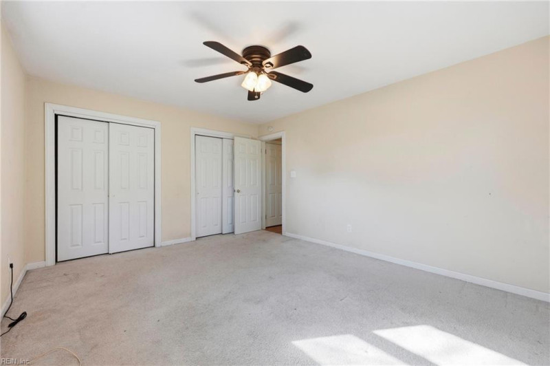 Photo 13 of 36 residential for sale in Hampton virginia