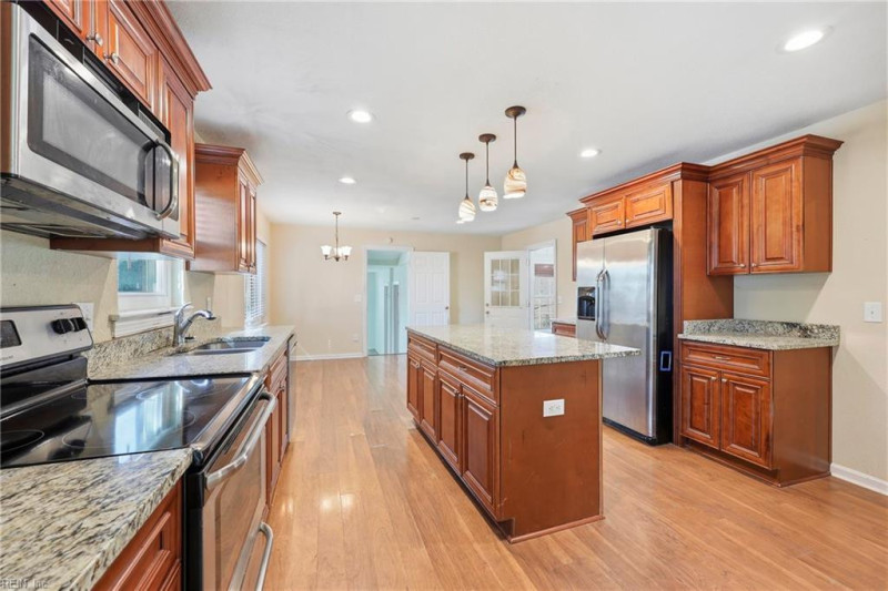 Photo 21 of 36 residential for sale in Hampton virginia