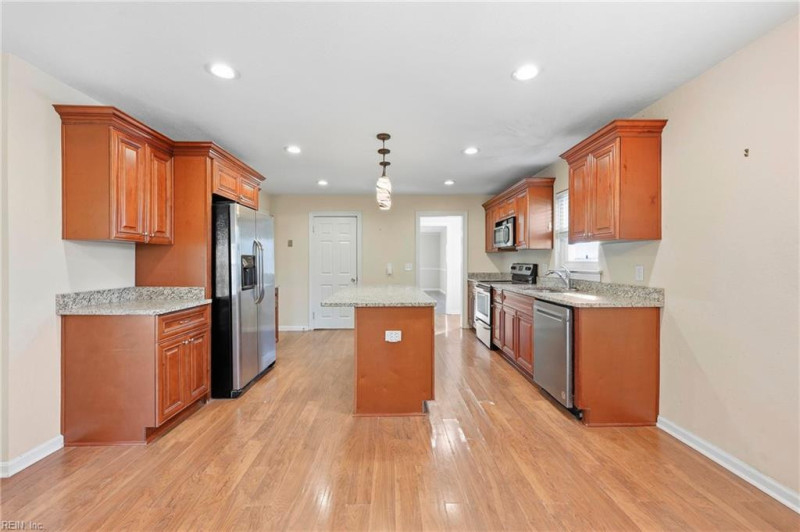 Photo 22 of 36 residential for sale in Hampton virginia